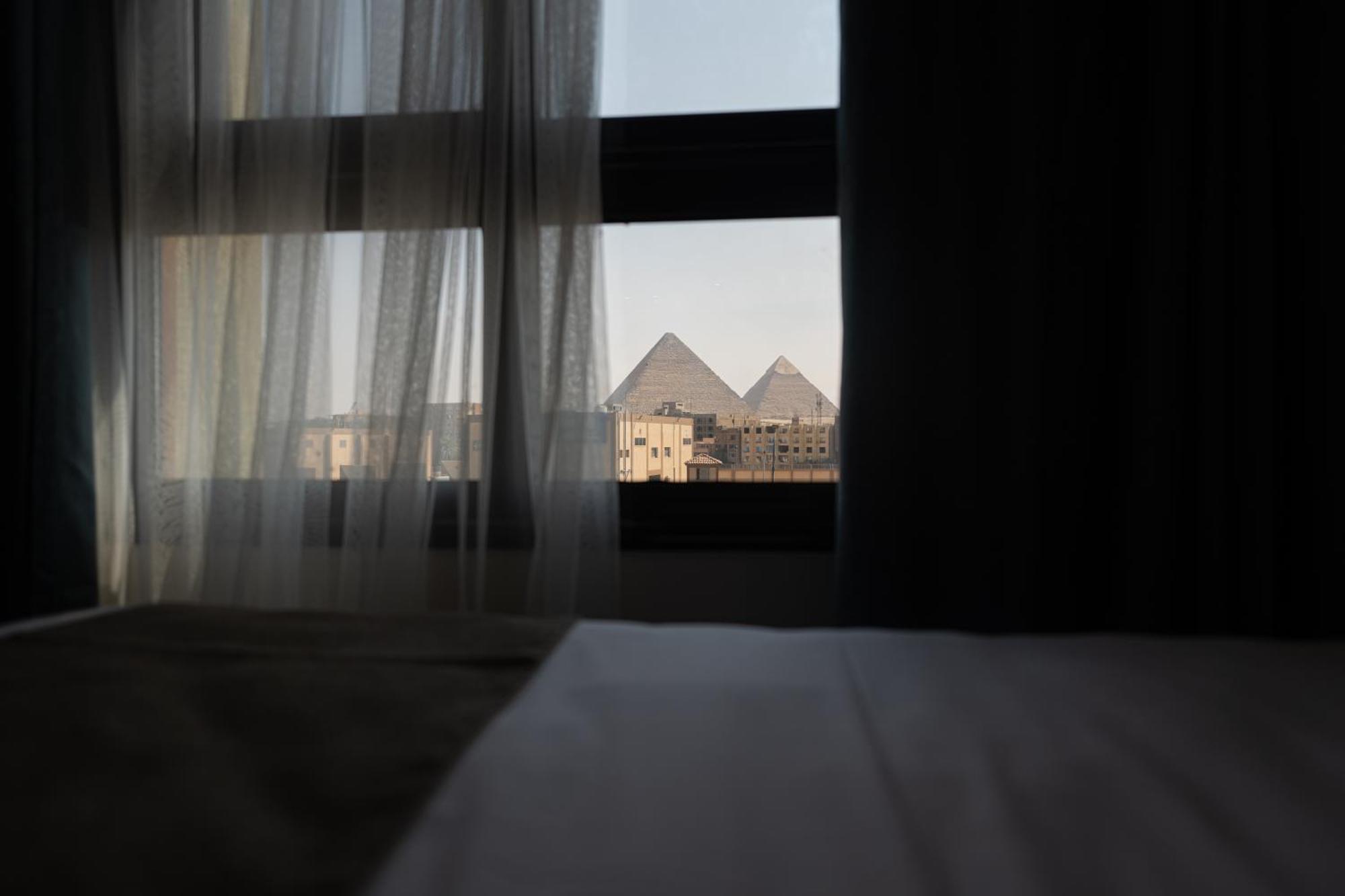 New Pyramid Front Hotel Al Kawm al Akhdar Extérieur photo